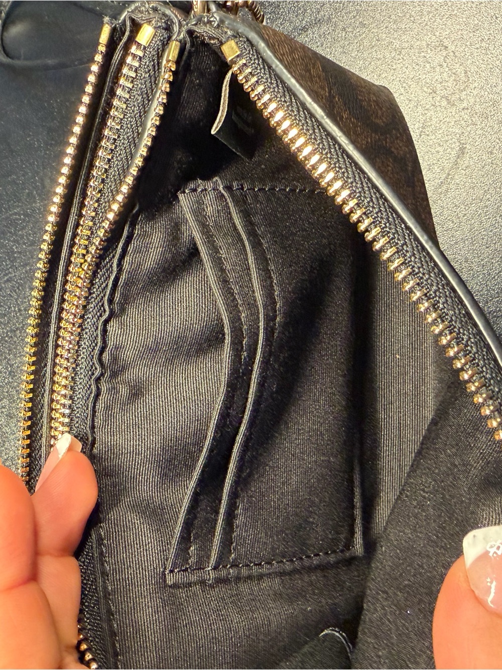 Coach Wristlet Double Corner Zip - Picture 2 of 5